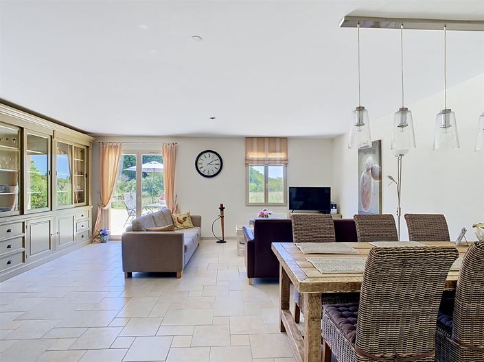 Image No.5-4 Bed House for sale