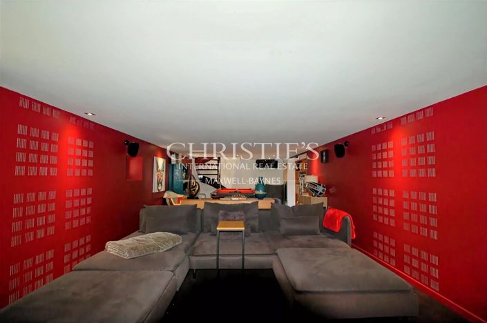Image No.16-3 Bed House for sale