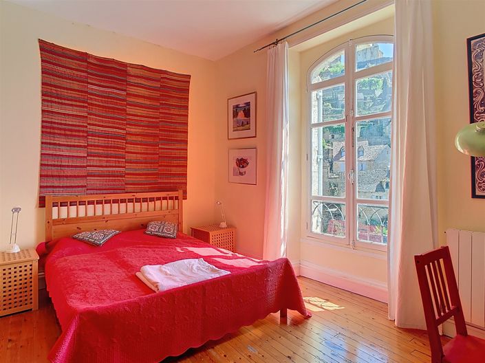 Image No.13-7 Bed House for sale