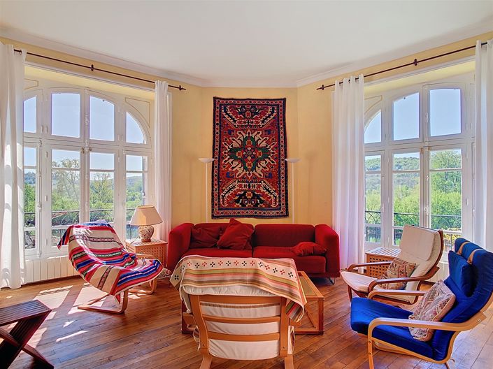 Image No.5-7 Bed House for sale