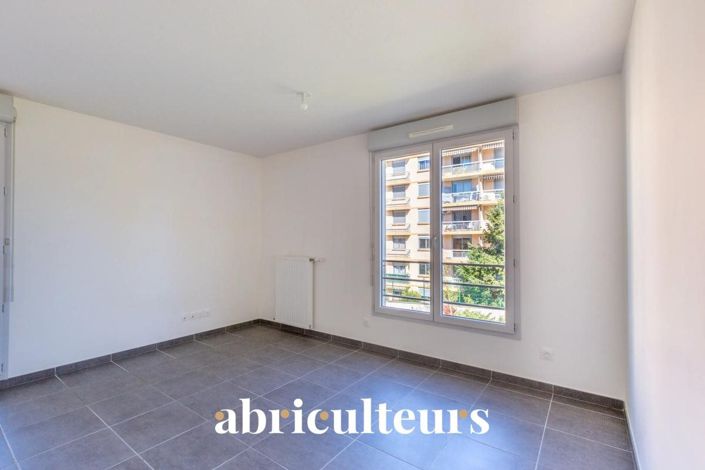 Image No.13-3 Bed Apartment for sale