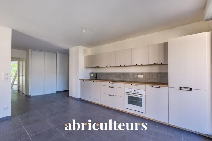 Image No.19-3 Bed Apartment for sale
