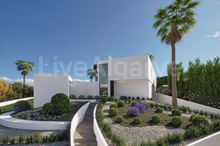 Image No.11-5 Bed House for sale