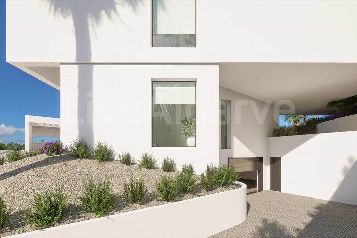 Image No.15-5 Bed House for sale