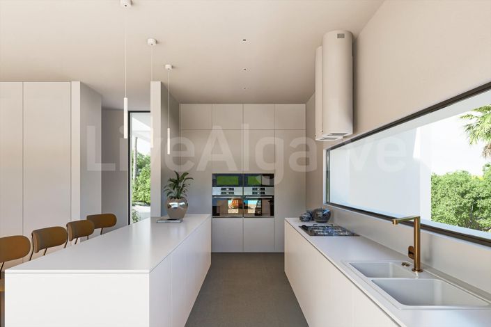 Image No.25-5 Bed House for sale