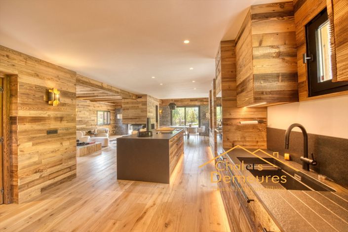Image No.4-5 Bed Property for sale
