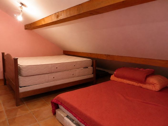 Image No.10-5 Bed House for sale