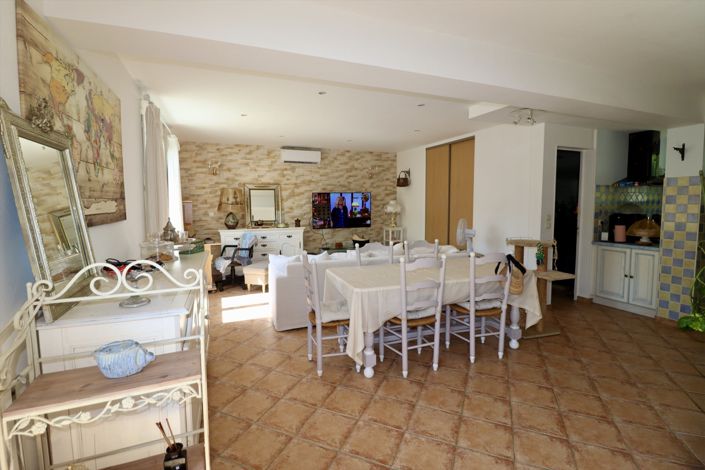 Image No.2-2 Bed House for sale
