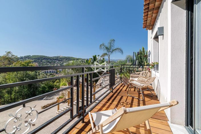Image No.22-5 Bed House for sale