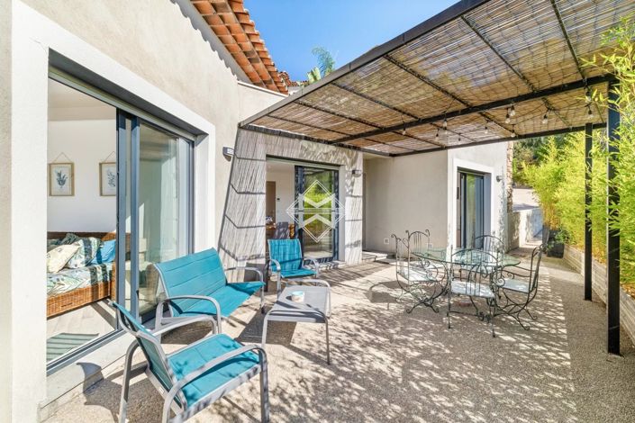 Image No.24-5 Bed House for sale
