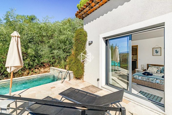 Image No.26-5 Bed House for sale