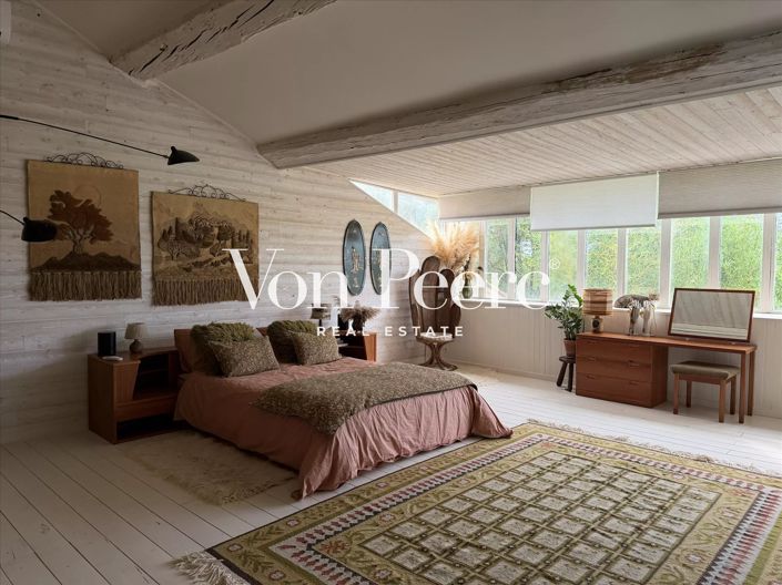 Image No.7-7 Bed House for sale