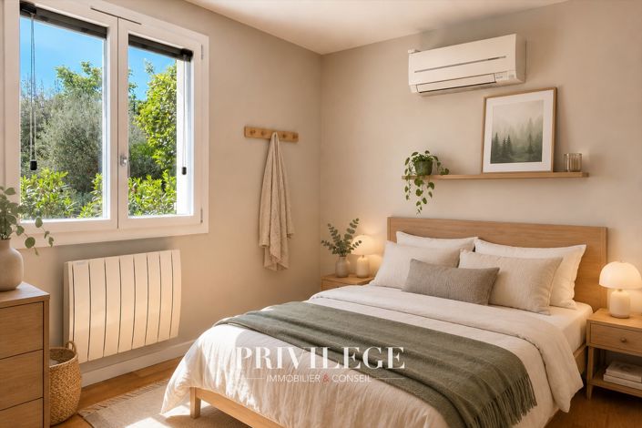 Image No.11-4 Bed House for sale