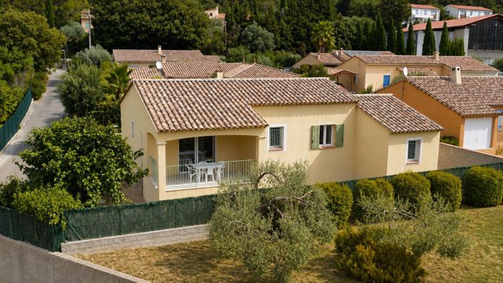 Image No.18-3 Bed House for sale