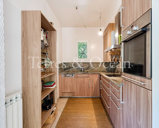 Image No.12-4 Bed House for sale