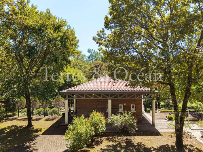 Image No.25-4 Bed House for sale