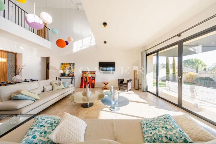Image No.3-4 Bed House for sale