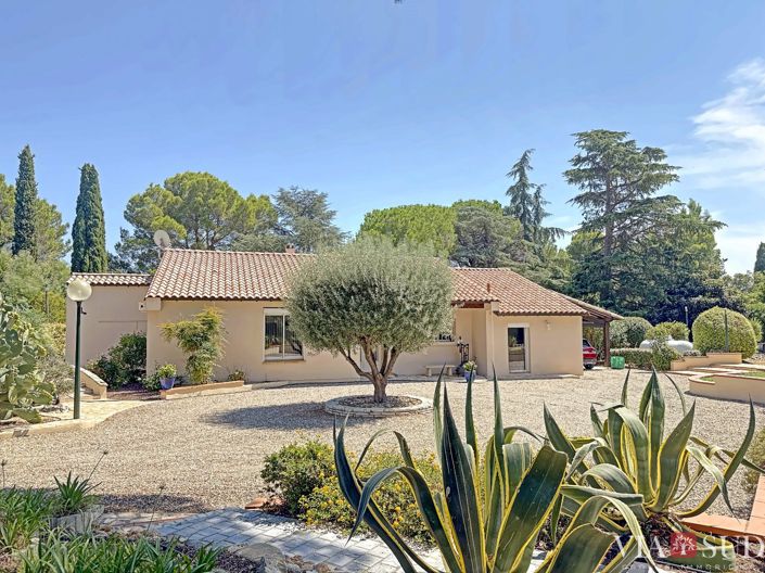 Image No.4-2 Bed House for sale