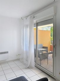 aakbp881b1nuobek4