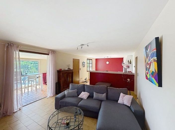 Image No.12-3 Bed House for sale