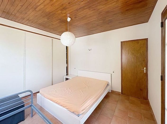 Image No.16-3 Bed House for sale
