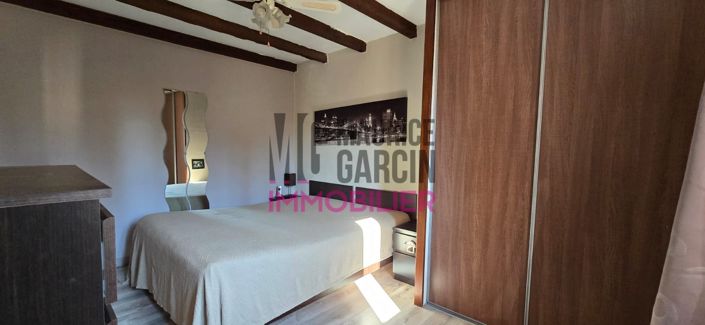 Image No.8-3 Bed House for sale