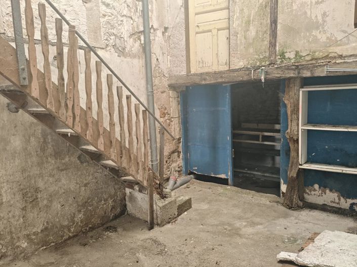 Image No.7-3 Bed House for sale