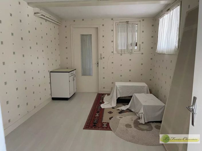 Image No.15-3 Bed House for sale