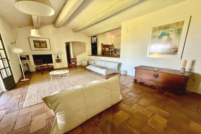 Image No.14-4 Bed House for sale
