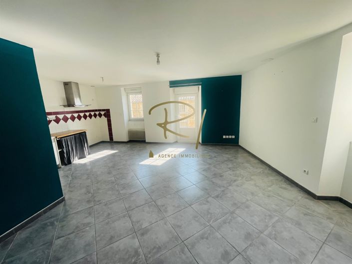 Image No.5-3 Bed House for sale