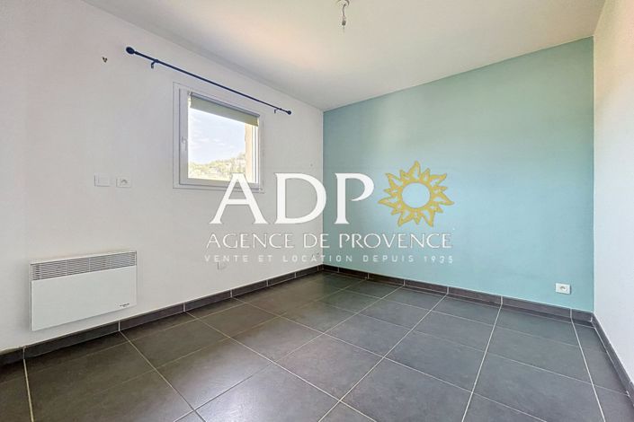 Image No.14-4 Bed House for sale