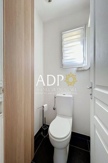 Image No.16-4 Bed House for sale