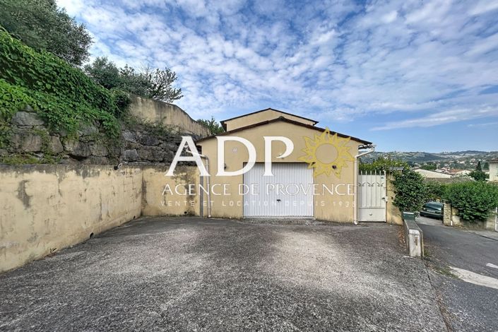 Image No.19-4 Bed House for sale