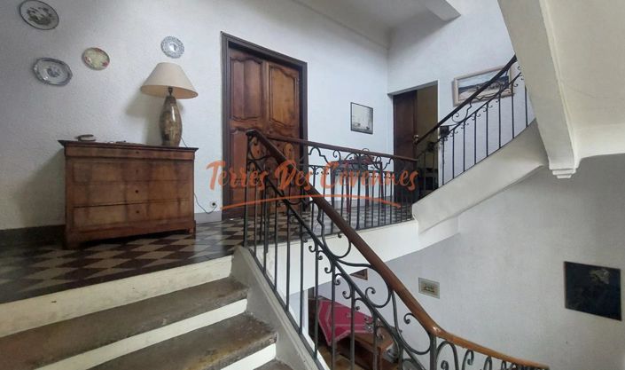 Image No.8-4 Bed House for sale