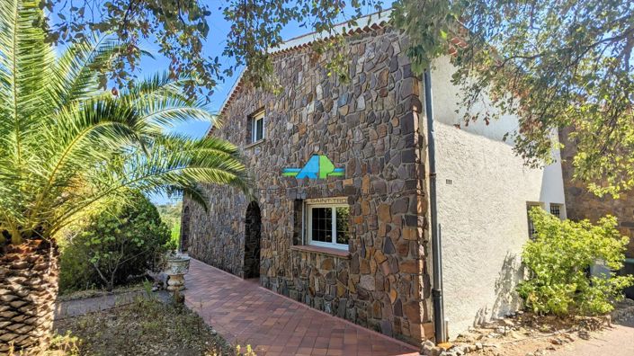 Image No.6-Maison de 6 chambres à vendre à Roquebrune-sur-Argens