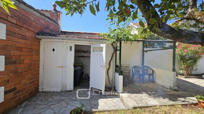 Image No.10-7 Bed House for sale
