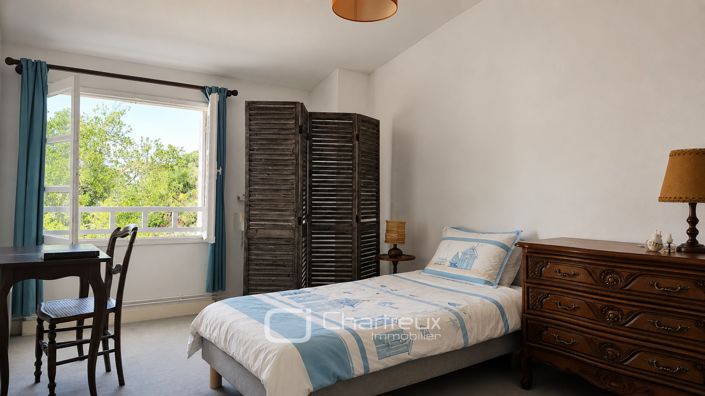 Image No.12-7 Bed House for sale