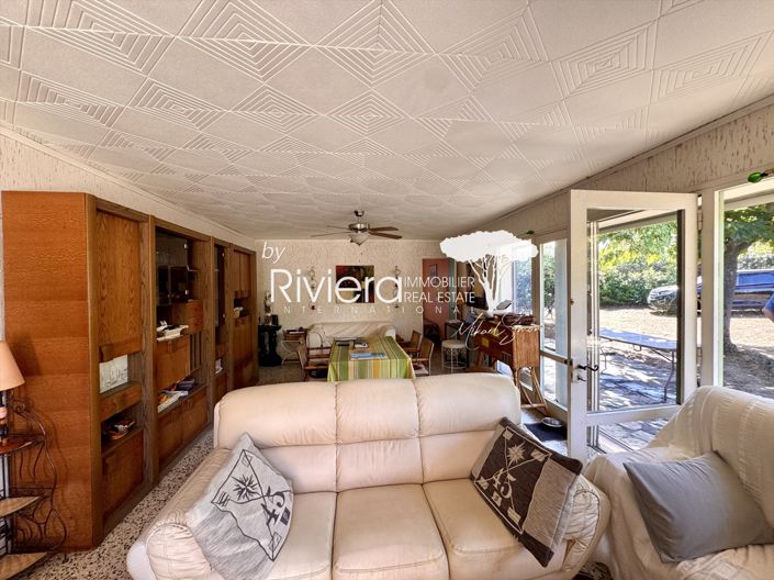 Image No.9-3 Bed House for sale