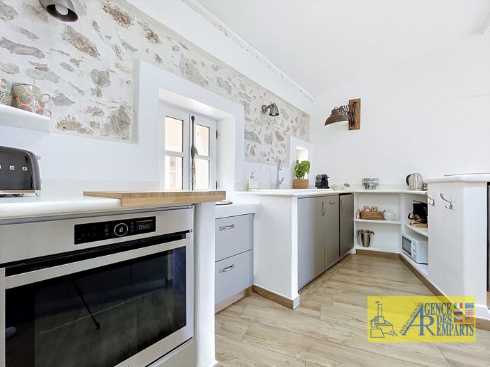 Image No.15-3 Bed House for sale