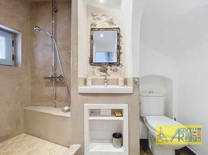 Image No.18-3 Bed House for sale