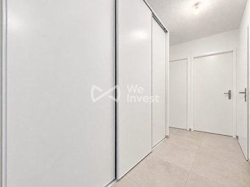 a73q3w78fx4422mm9