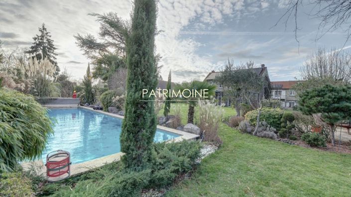 Image No.3-5 Bed House for sale