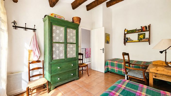 Image No.11-2 Bed House for sale