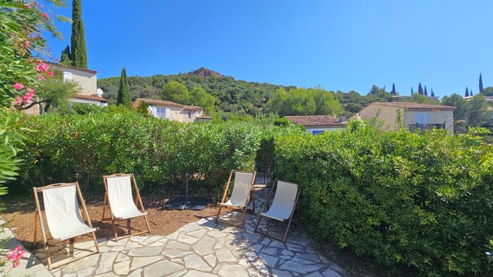 Image No.5-2 Bed House for sale