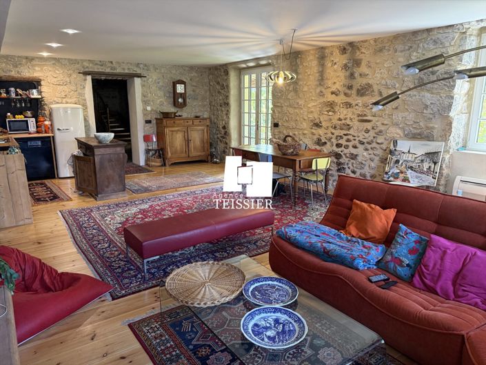 Image No.6-5 Bed Property for sale