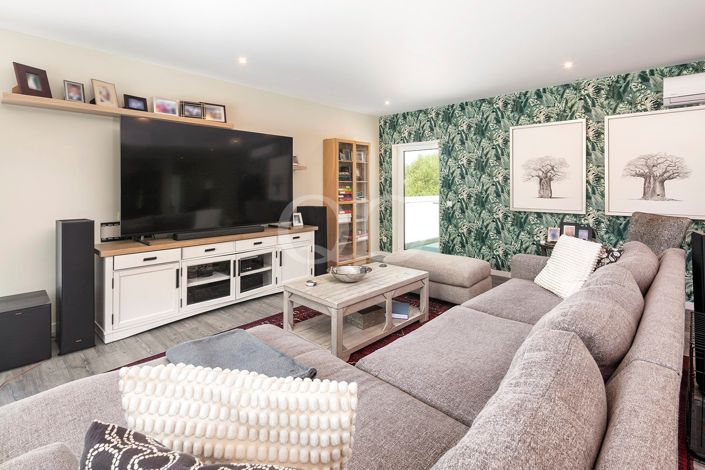 Image No.4-3 Bed House for sale