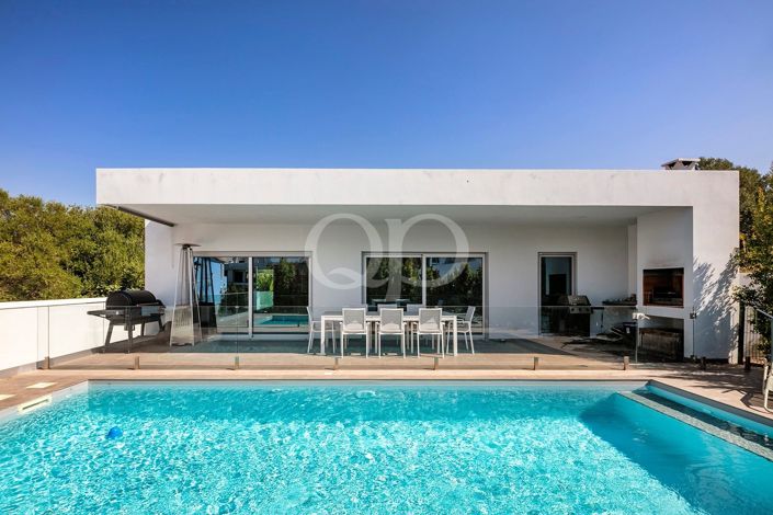 Image No.9-3 Bed House for sale