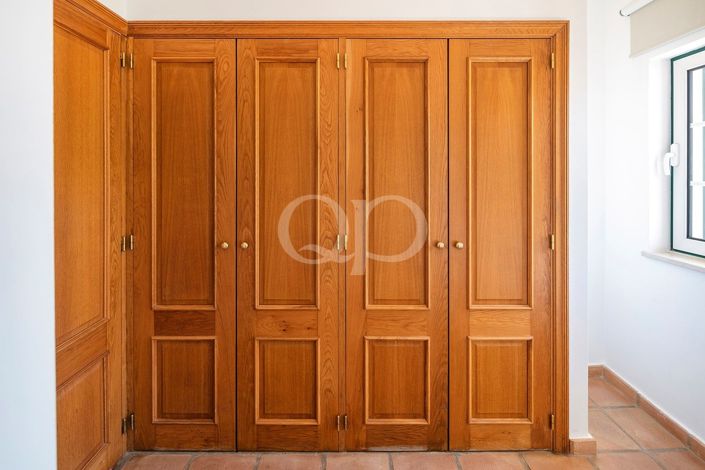 Image No.24-3 Bed House for sale