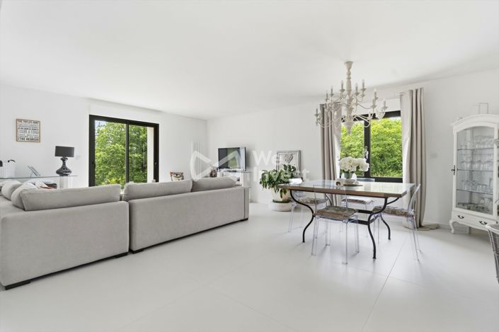 Image No.7-House for sale