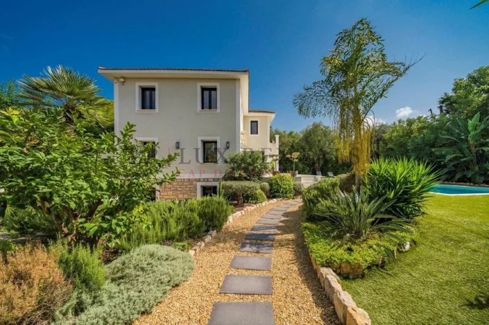 Image No.4-Maison de 5 chambres à vendre à Antibes